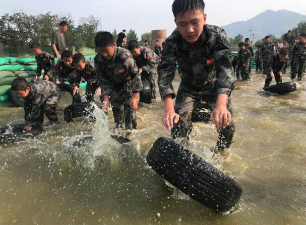 在中合育才特训营我学会了沟通，学会了坚持