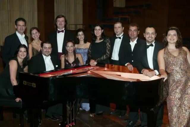 简约不凡的博斯纳钢琴问世149周年的庆祝活动