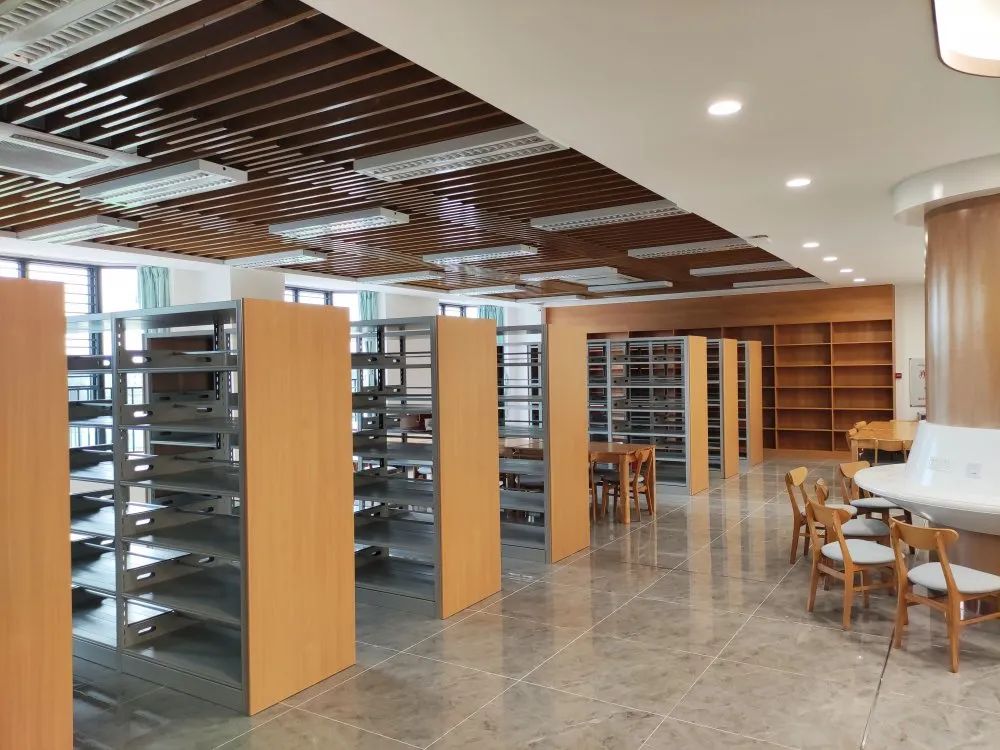 让阅读更便捷有趣｜天卷为吴川市省实附中金沙学校建造智慧图书馆