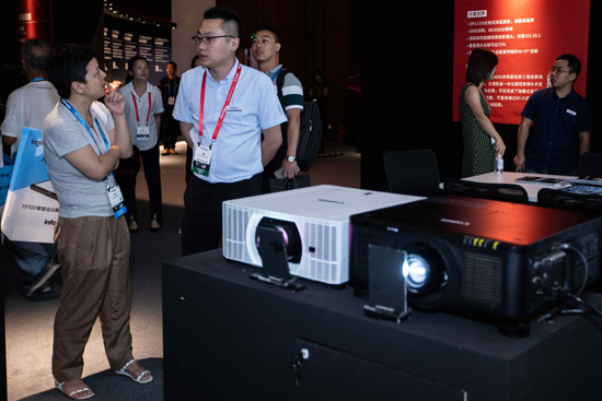 infocomm CHINA 2019迎来佳能投影多样化解决方案