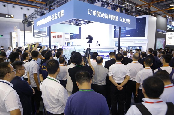 中国联通重磅亮相2019中国工业互联网大会