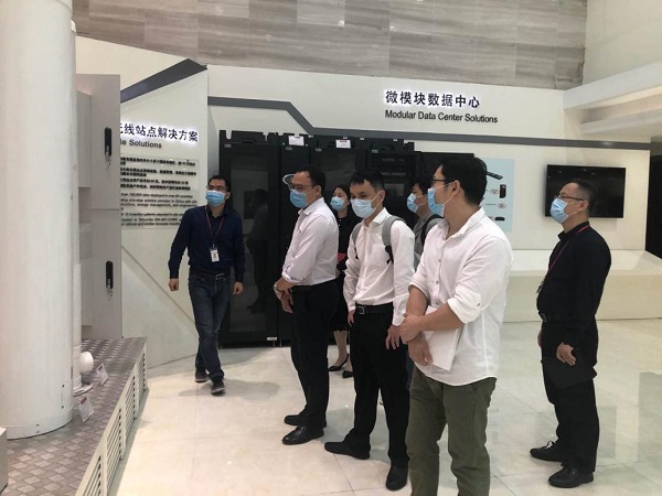 中国联通中讯设计院领导莅临日海智能设备观澜基地考察交流