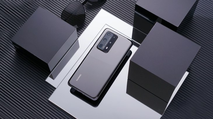 何为高端旗舰？ 华为P40 Pro+100倍双目变焦硬核到“超纲”