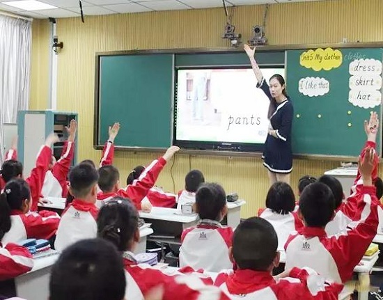 碧海扬帆视频展台打破常规英语教学，带动全新教学模式