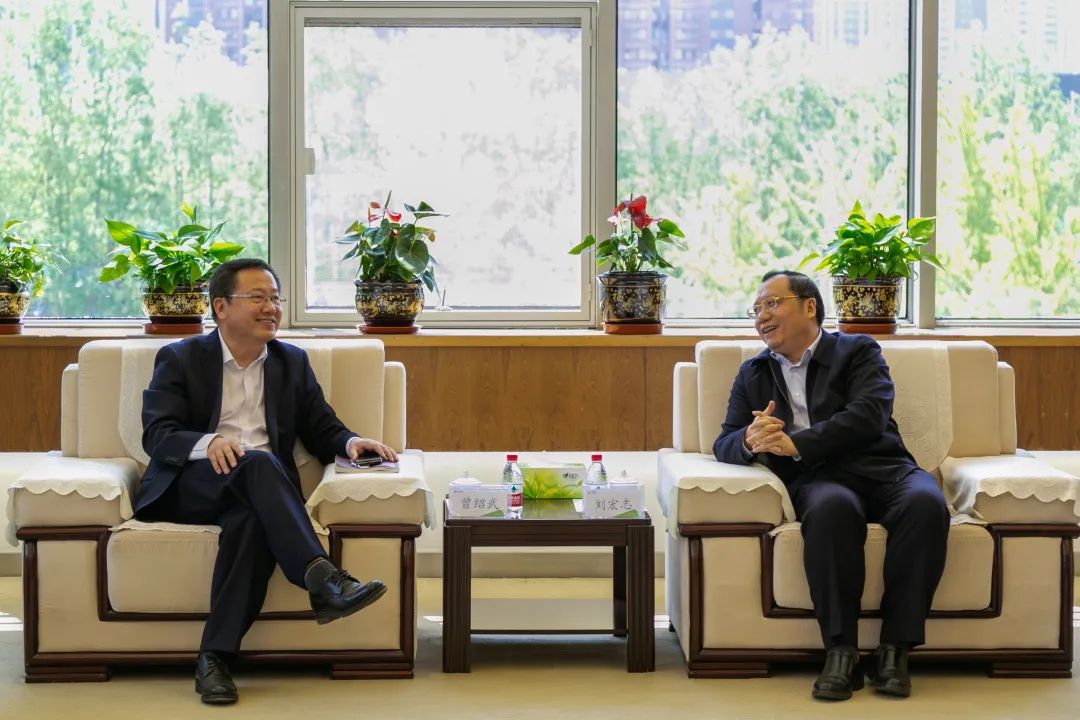 中国广电辽宁公司与中国移动辽宁公司签订战略合作协议 共建共享共赢