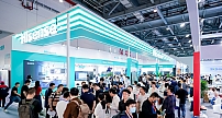 海信商用显示亮相中国教育装备展，现场发布智慧教育2023年新品