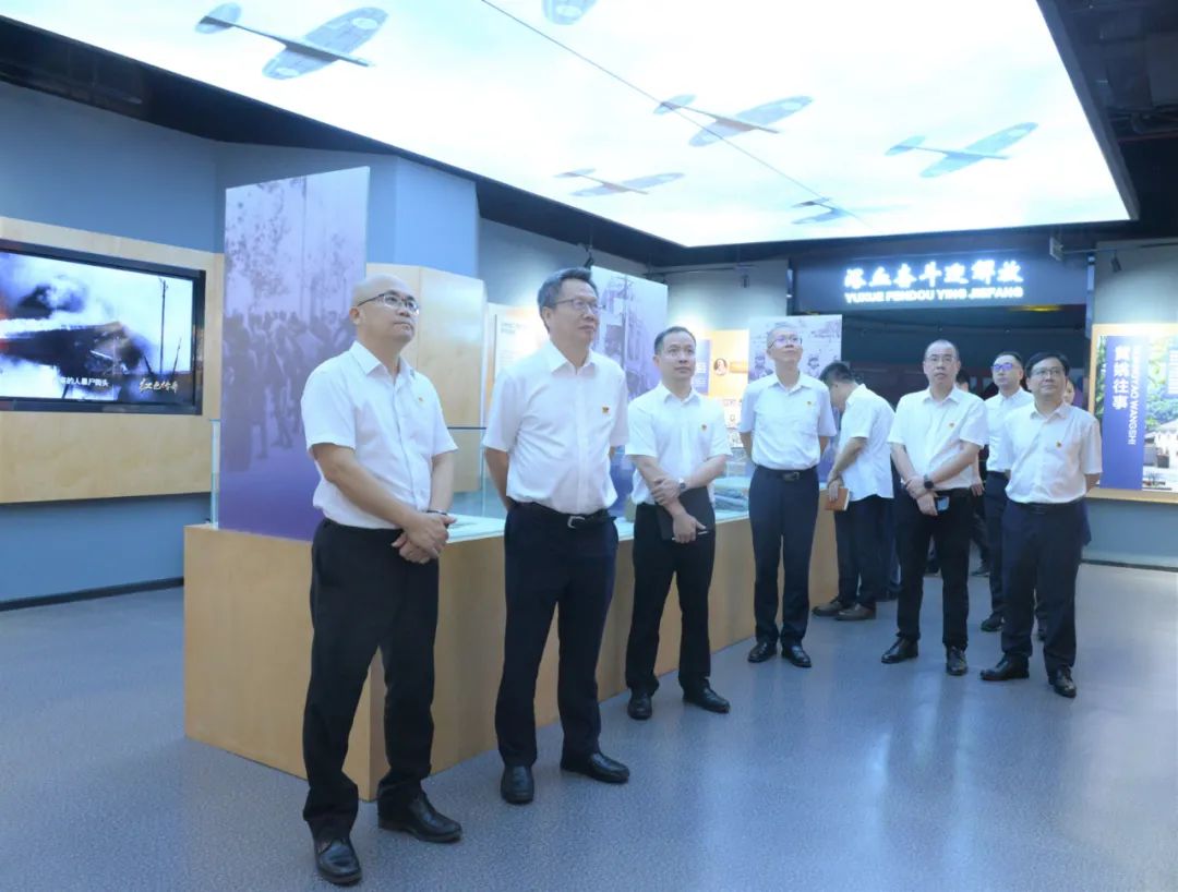 广西广电网络公司与中国通服广西公司签署战略合作框架协议，将在文化数字化等领域深度融合